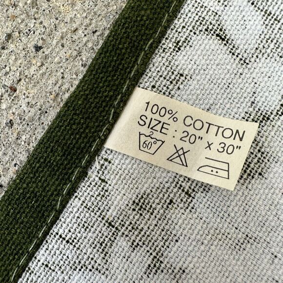 Devon England Tea Towel 20 x 30" Map Landmarks Combe Martin Dartmouth Castle - Picture 3 of 7